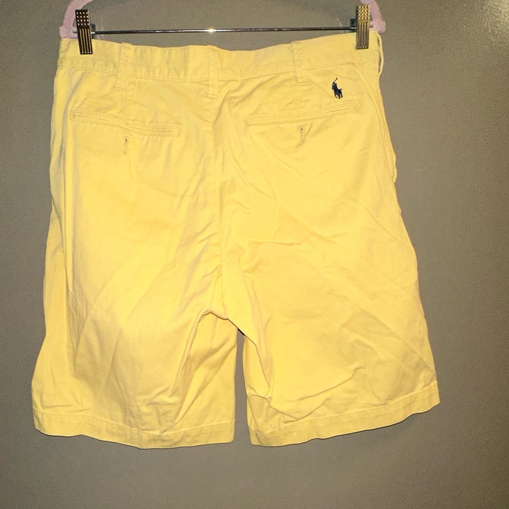 Polo Ralph Lauren relaxed fit yellow shorts - Picture 5 of 6